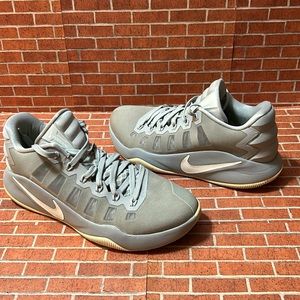 ❤️ Nike Hyperdunk Low 2016 Wolf Grey / White / Pure Platinum Size 10 EUC